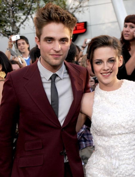 robert-pattinson-and-kristen-stewart