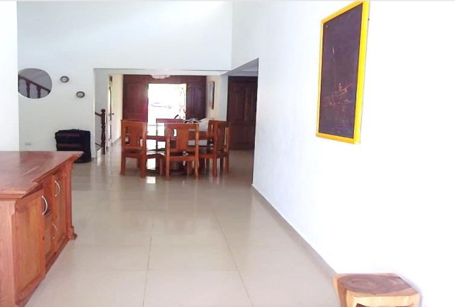 Lounge and Dinning room